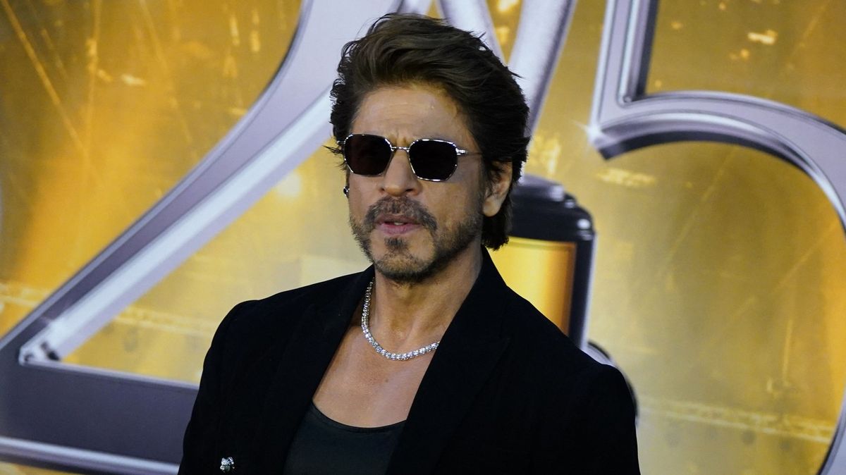 Kraluje Bollywoodu a vydělal miliardu. Přesto má problém – je muslim